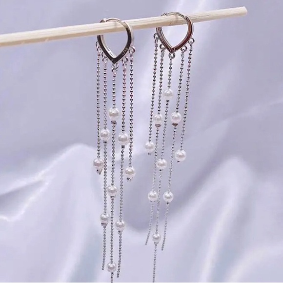 Earrings $15each, 2/$20, 3/25 - Picture 2 of 4